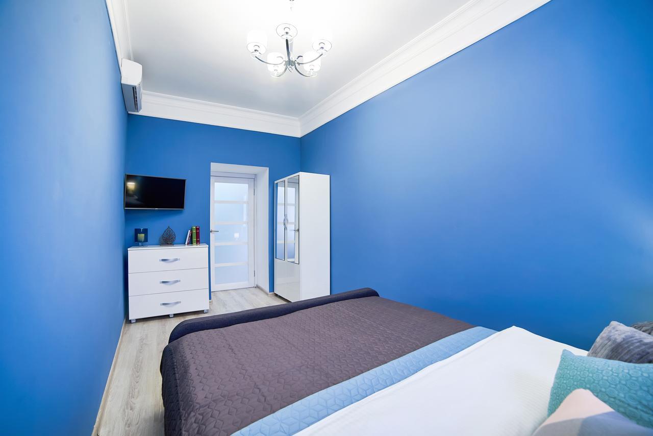 Romantic Apartment In The Сity Сenter Lviv Dış mekan fotoğraf